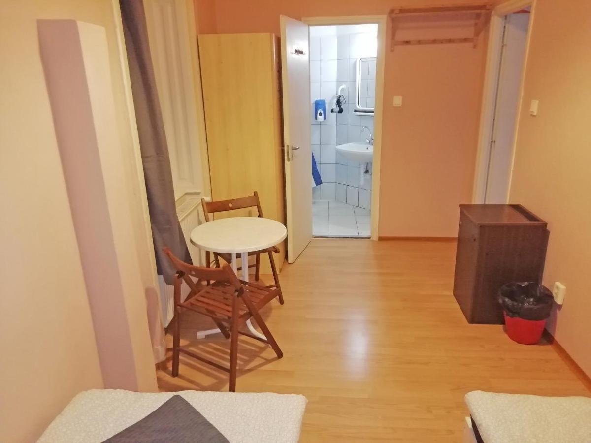 Opera Guesthouse Budapest Extérieur photo